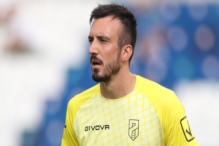 Üç oyunda üç fərqli qapıçı ilə MƏĞLUBİYYƏT 