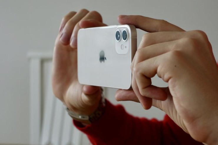 Fransa iPhone 12-nin satışdan çıxarılmasını tələb edir - SƏBƏB 