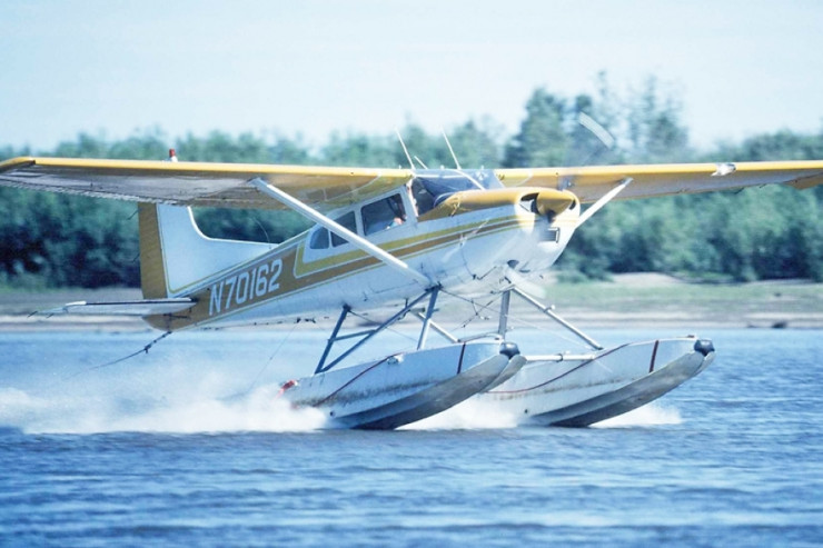 Təyyarə qəzaya uğradı, bir nəfər öldü