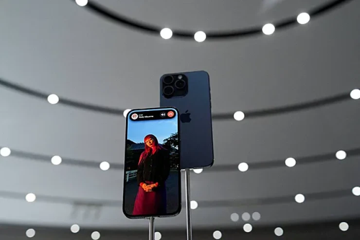  “iPhone 15 Pro”nun   təmir qiyməti açıqlandı