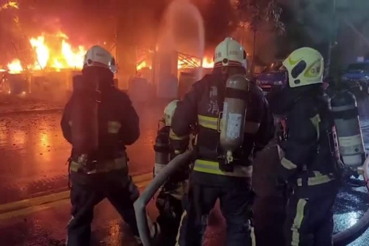 Zavodda yanğın zamanı 9 nəfər öldü