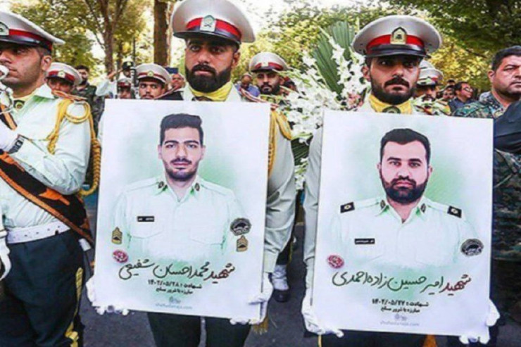 İranda daha iki polis  öldürüldü