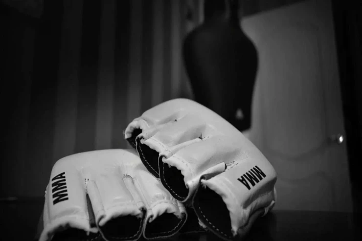 MMA yarışında FACİƏ: idmançı bir zərbəyə can verdi 