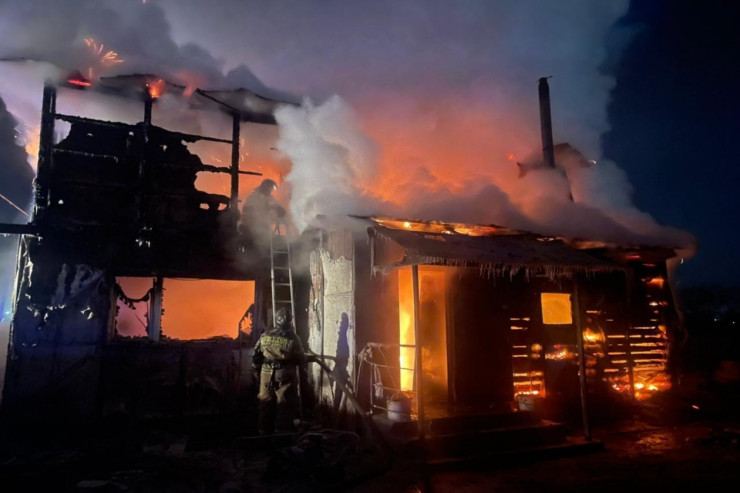 DƏHŞƏT:  11 yaşlı qız diri-diri yandı