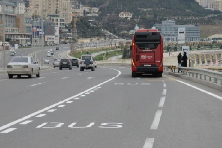 Taksilər də avtobus zolağına  girə biləcək? – AÇIQLAMA 