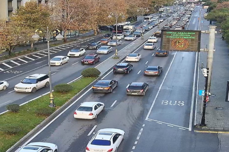 Bakıda bu yollarda sıxlıq var - SİYAHI 