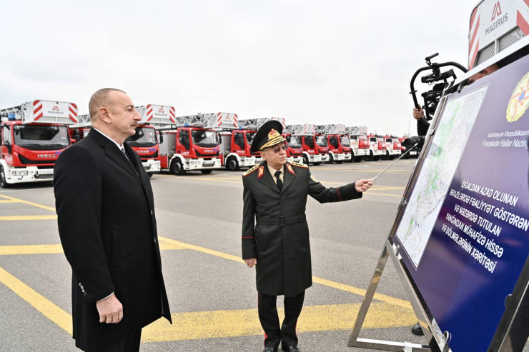 19 illik peşə yolu... - FOTOLENT 