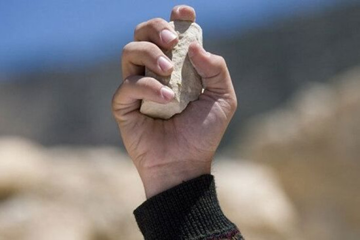 Bakıda DƏHŞƏT:  33 yaşlı qadının başına daş vurub öldürdü - YENİLƏNİB 