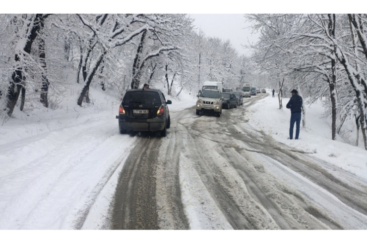 Güclü qar yağacaq,  yollar buz bağlayacaq  - XƏBƏRDARLIQ