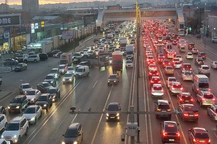 Dərnəgül yolunda BÖYÜK TIXAC 