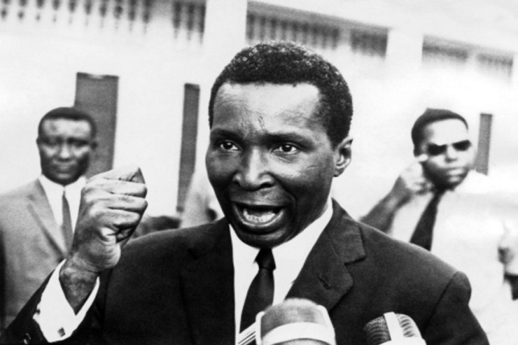 Afrikanın ən amansız diktatoru:  Məktəbləri bağladı, ali təhsilliləri güllələtdirdi