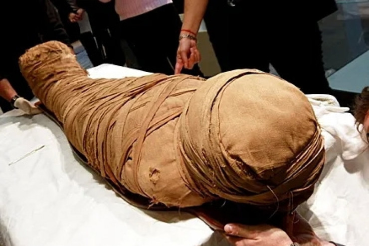 Misirdə yeni mumiyalar tapıldı
