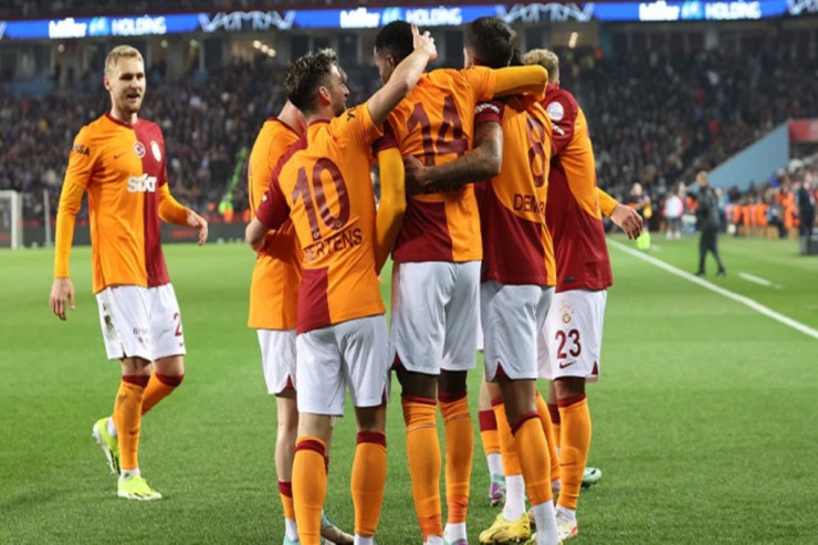 “Galatasaray”dan səfərdə böyük hesabla qələbə 