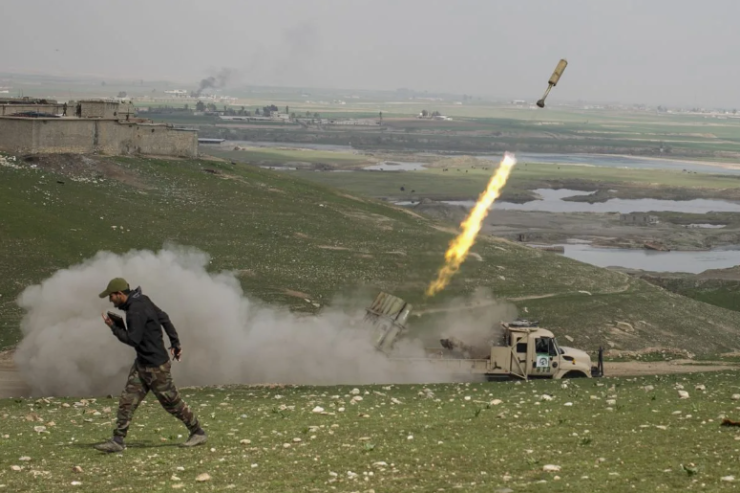 “Hizbullah” Qolan təpələrinə 30 raket atdı 