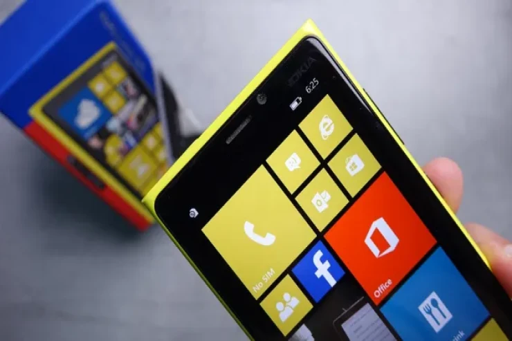 “Nokia” yenə istifadəçilərə nostalji yaradacaq 