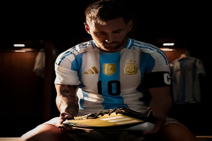 Messi Amerika Kubokunda  qızıl buts   geyinəcək