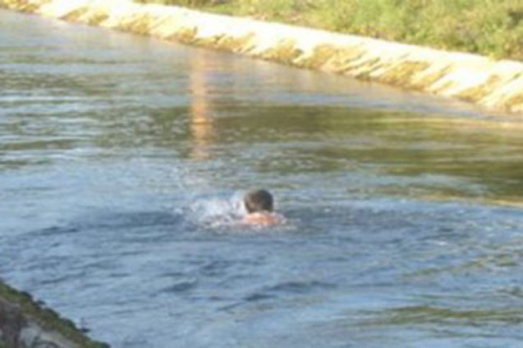 Ağdaşda FACİƏ:   azyaşlı kanalda boğuldu 