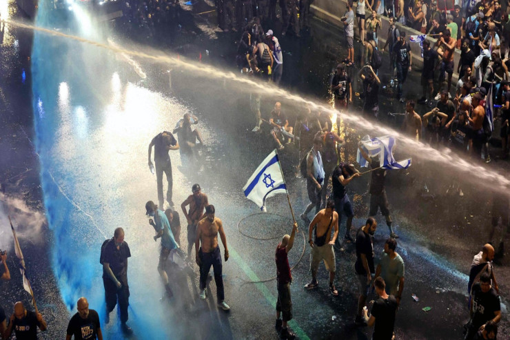 İsrail polisi Təl-Əvivdə keçirilən aksiyada 3 NƏFƏRİ SAXLADI 