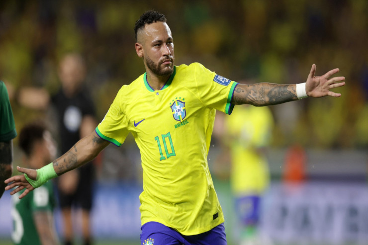Neymar gələcək futbol ulduzunun  adını çəkdi