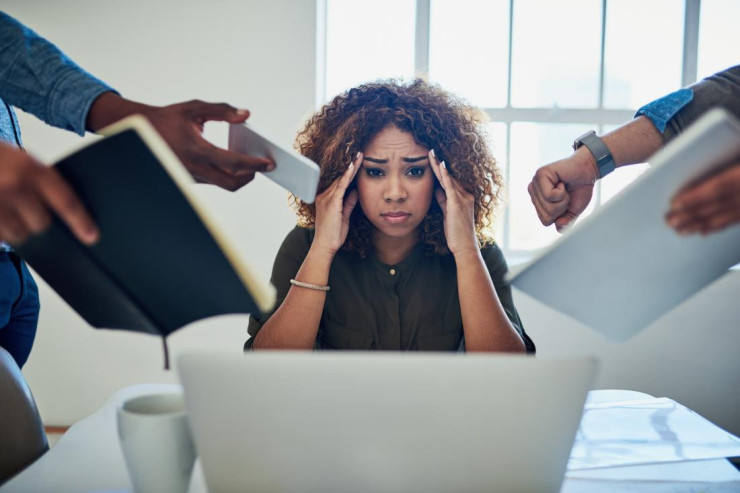Stressin öhdəsindən tez gəlmək üçün  5 SADƏ ÜSUL 