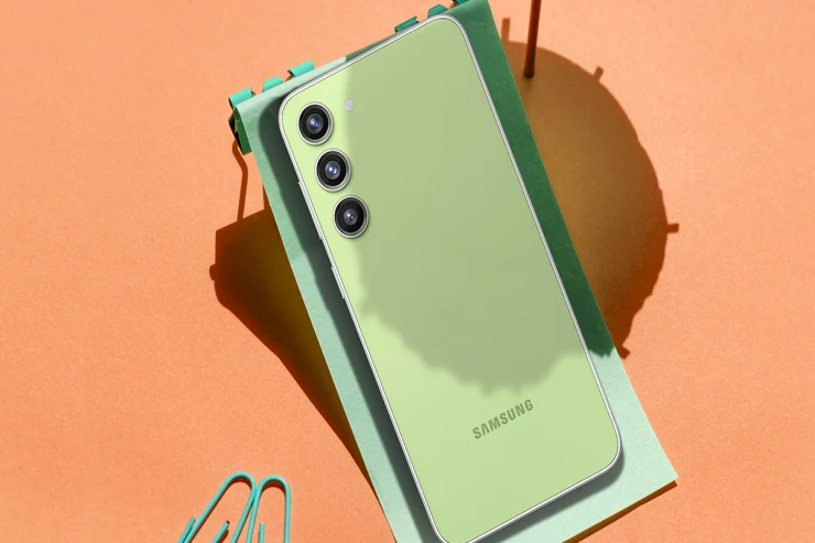 Yeni “Samsung” telefonu –  Üstünlükləri  çox olacaq