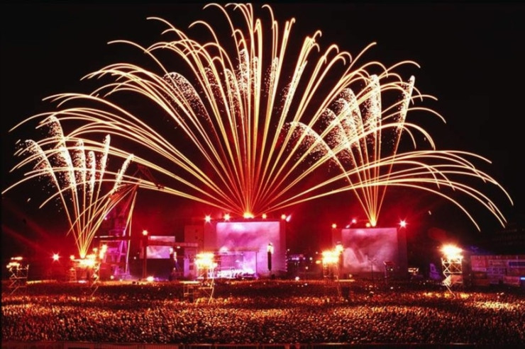 Musiqi tarixinin  ən böyük   konserti: 4 milyondan çox tamaşaçı   gəlib