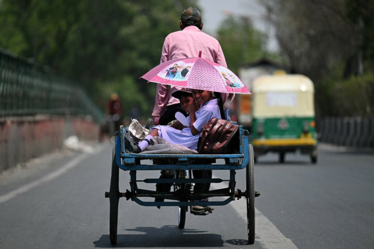 Hindistanda  anomal   istilər - FOTOLENT 