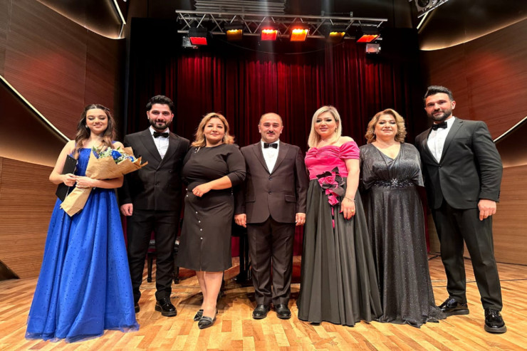 Bakıda Gəncə Dövlət Filarmoniyasının izdihamlı konserti