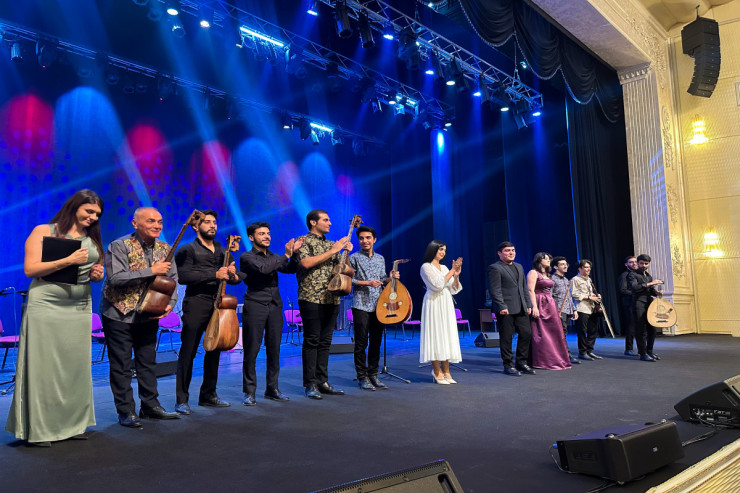 Gəncə Dövlət Filarmoniyasında "Naz-nazı" muğam qrupunun konserti baş tutub - FOTO 