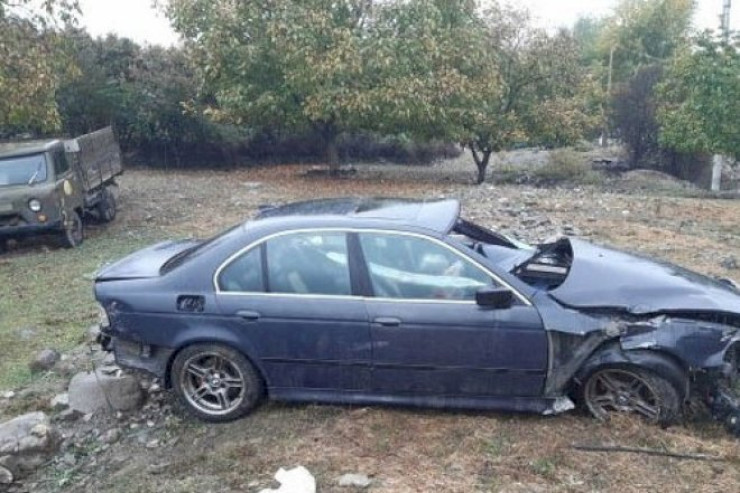 Zaqatalada BMW aşdı,  yaralanan var