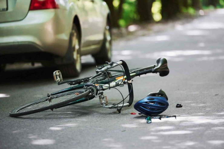 Bakıda velosipedçini  maşın vurub ÖLDÜRDÜ