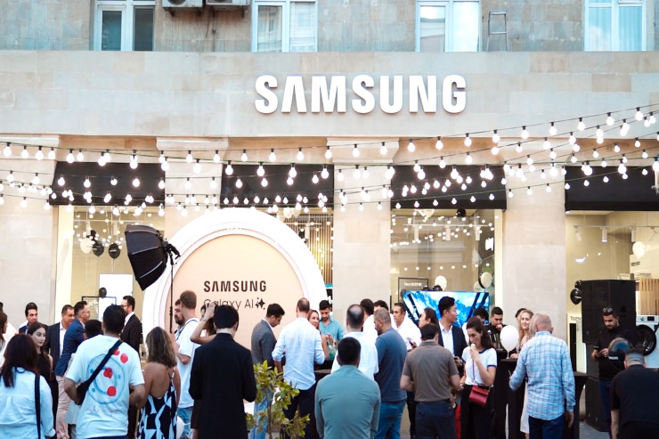 Baku Electronics və SAMSUNG "Samsung"un eksklüziv yeni mağazasının möhtəşəm açılışını etdi