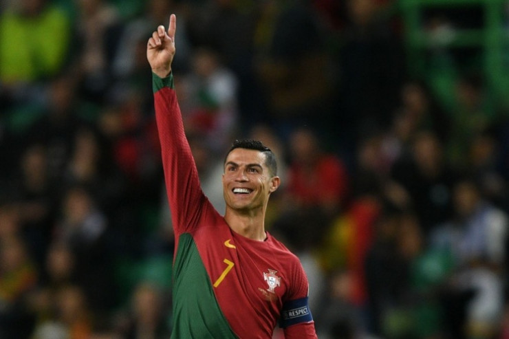 Ronaldo futbol tarixinin ən yaxşı klubunun  adını çəkdi