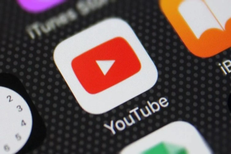 “YouTube”da yeni dövr: Videonu dayandırdığınız zaman reklam göstərəcək 