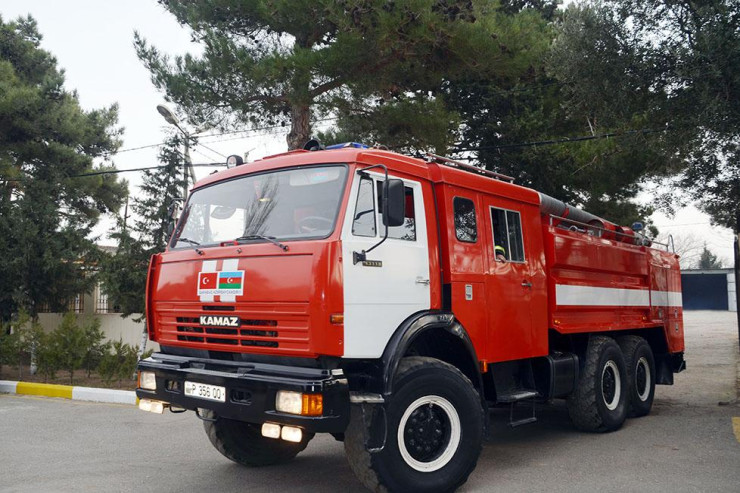 Ağdərədə yanğınsöndürən maşın qəzaya düşdü, ölən və yaralananlar  var