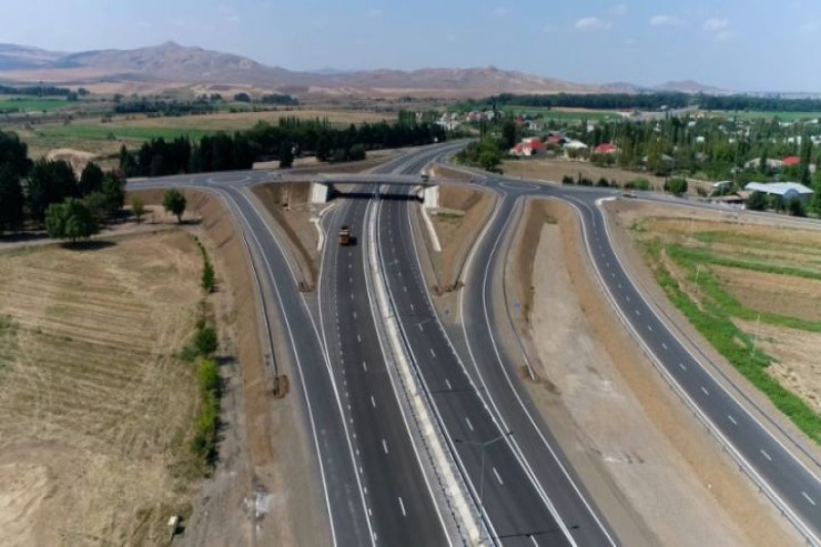 Bakı-Qazax yolunda hərəkət 2 aylıq çətinləşir 