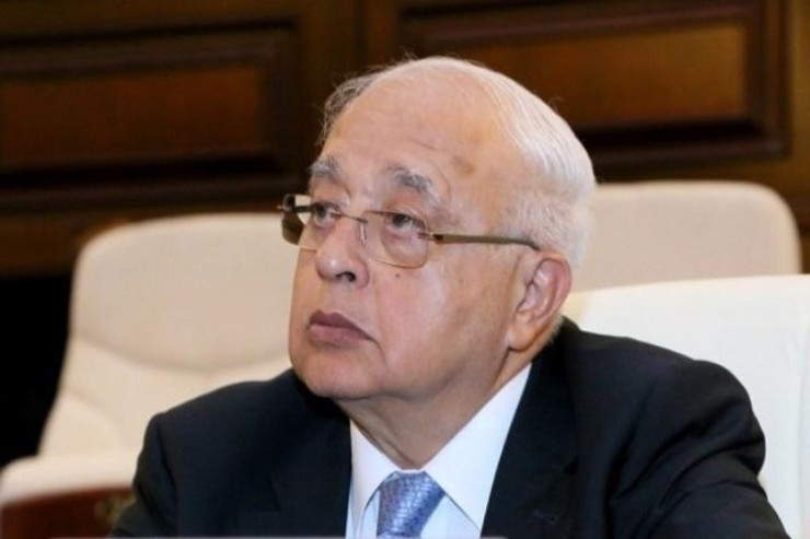 Xalq yazıçısı Elçin Əfəndiyev vəfat etdi 