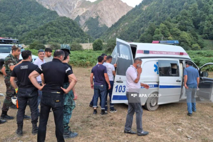 Çoban qayadan yıxılıb xəstəxanalıq oldu 
