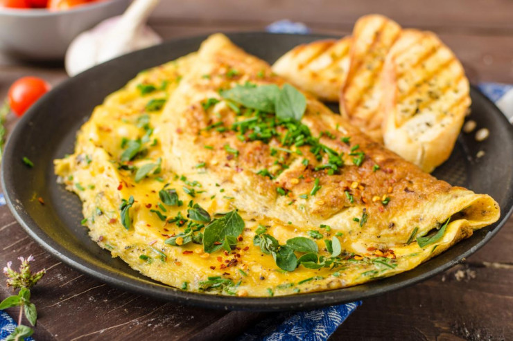 Ən yaxşı omlet necə hazırlanır? - şef-aşpaz bir gizli inqredienti açıqladı 