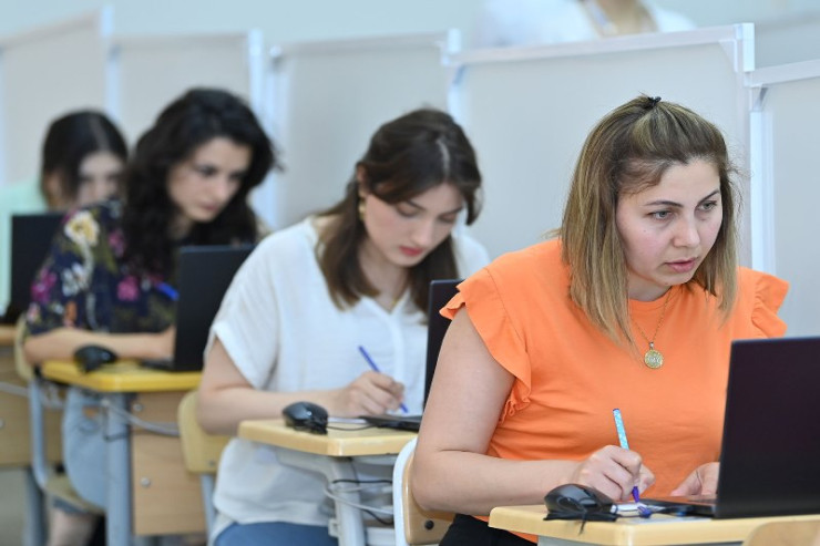 2300-dən çox müəllim sertifikasiyadan keçə bilmədi 