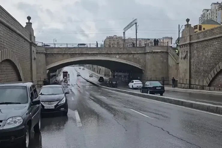 Bakıda bu körpü 10 günlük  bağlanır