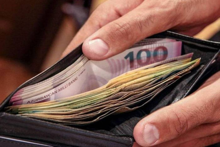 Kasıb olmağınıza  səbəb olan 12 hərəkət