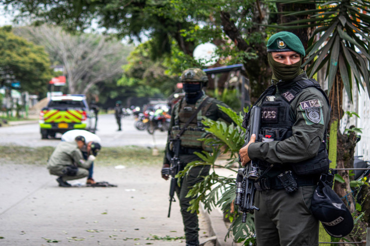 Kolumbiyada TERROR:  12 polis zabiti öldü