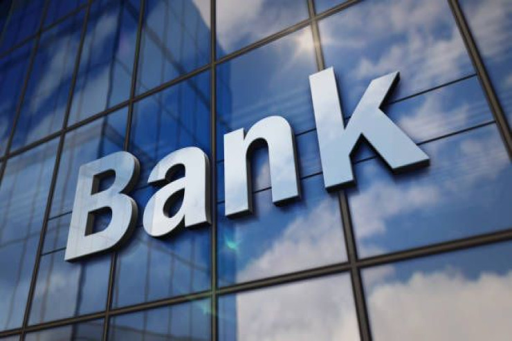 Borca görə müştərini bezdirən   bank CƏRİMƏLƏNDİ 