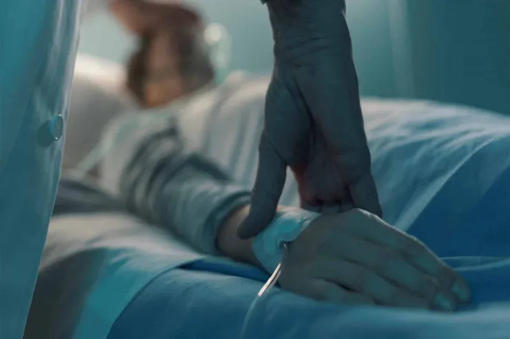 Maştağada  maşın vuran piyada   öldü