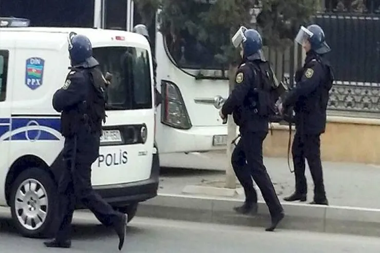 Polis Abşeronda oğurluq və soyğunçuluq  edənləri saxladı