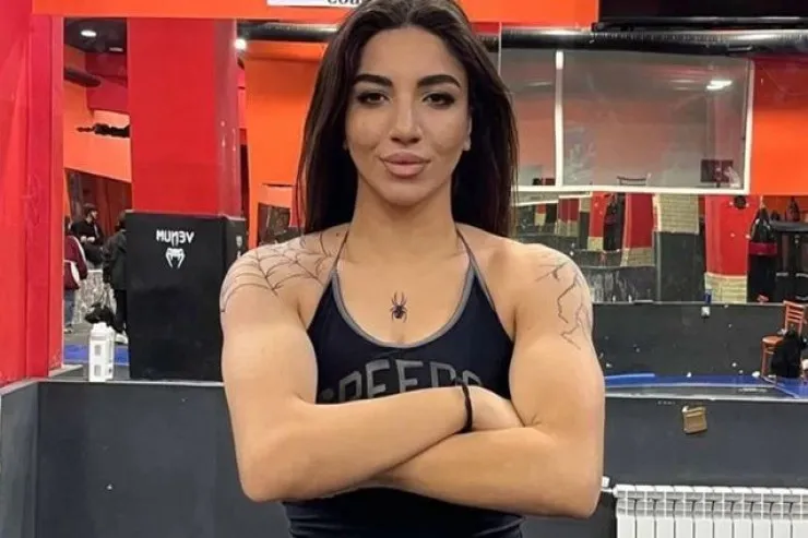 Azərbaycanda qadın boksçu və tələbəsi  tutuldu - QULDURLUQ 