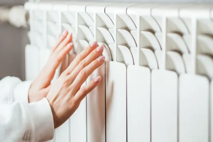 Evdə olmayanda isitmə sistemini  söndürməlisiniz? - Faydalı məsləhətlər 