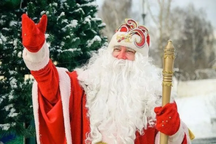 Bakıda "Şaxta baba"nın ŞOK qiymətləri  - 1 saatı 300 manat