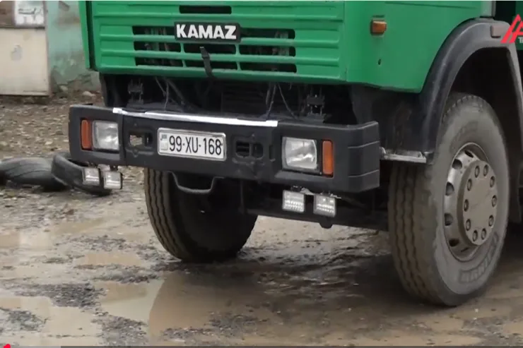 Azərbaycanın bu yolları yayda toz-torpaq olur, qışda palçıq -VİDEO 